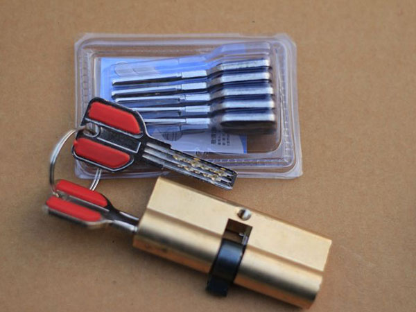 道孚24小时上门开锁公司